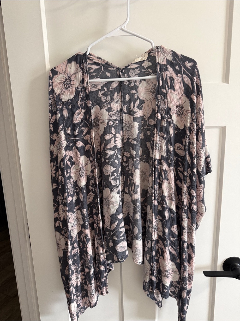 Altar'd State Floral Open-Front Kimono - Black, Blush, Cream